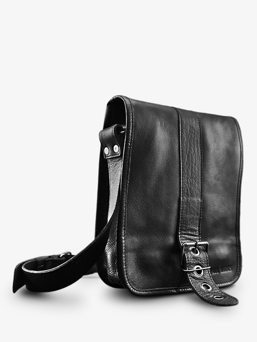 leather-shoulder-bag-for-men-black-side-view-picture-lepoinçonneur-black-paul-marius-3760125345758